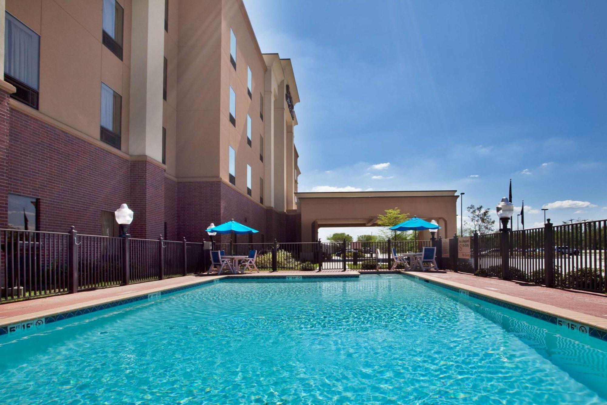 Hampton Inn & Suites Морган Сити Съоръжения снимка